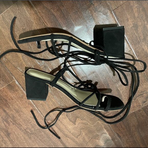 Stone Cold Fox RAYE Bellissima Tie Up Sandals - Picture 6 of 7